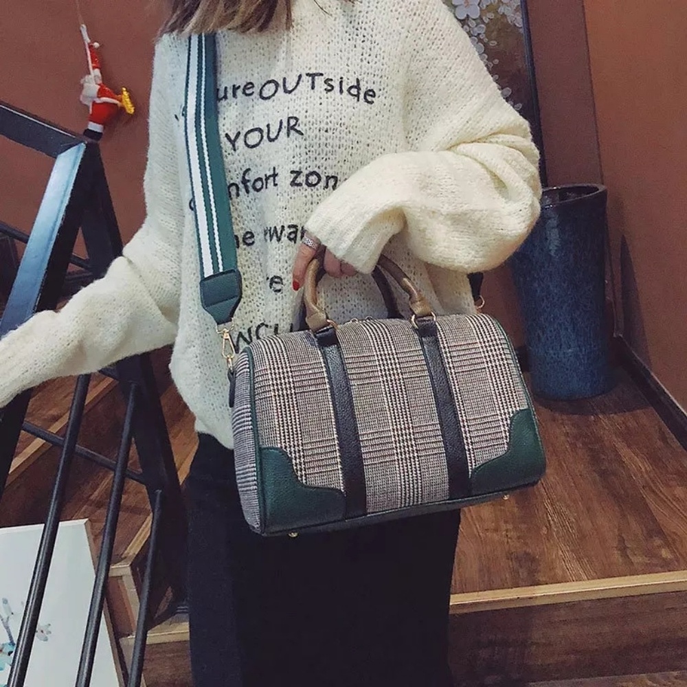 NEW LATINA Duffle Bag Shoulder Crossbody Purse - Picture 6 of 8